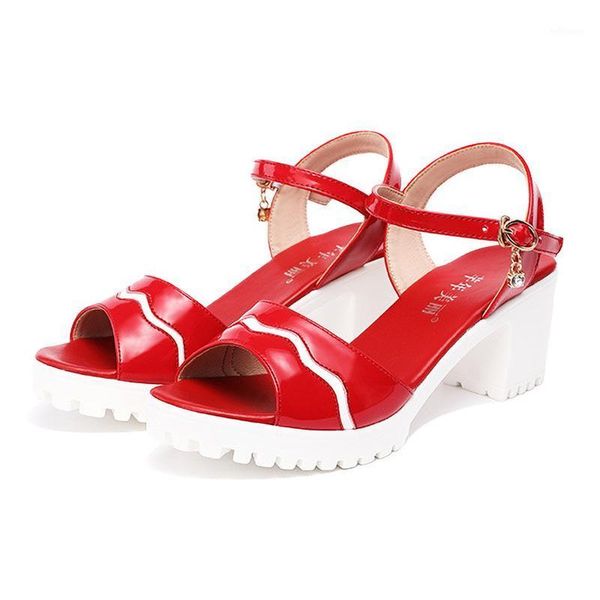 medium heels 6cm women's sandals open toe ankle strap platform shoes new 2021 fashion patent leather shoes big size high heels1, Black
medium heels 6cm women's sandals open toe ankle strap platform shoes new 2021 fashion patent leather shoes big size high heels1, Black