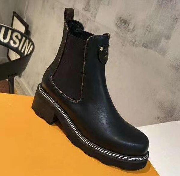 2020 luxury black leather womens boots fashion platform desert boot designer boots brands martin boots winter snow boot cool work shoes
2020 luxury black leather womens boots fashion platform desert boot designer boots brands martin boots winter snow boot cool work shoes