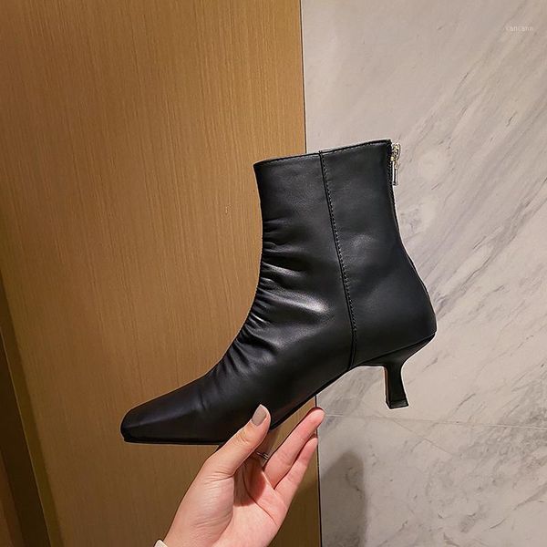 fashion women high heeled pumps black white zipper autumn winter warm ankle boots female office night club shoes1
fashion women high heeled pumps black white zipper autumn winter warm ankle boots female office night club shoes1