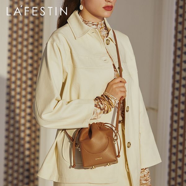 hbp la festin 2020 spring and summer new fashion fold portable box small square bag shoulder messenger hand bag female bag tide
hbp la festin 2020 spring and summer new fashion fold portable box small square bag shoulder messenger hand bag female bag tide