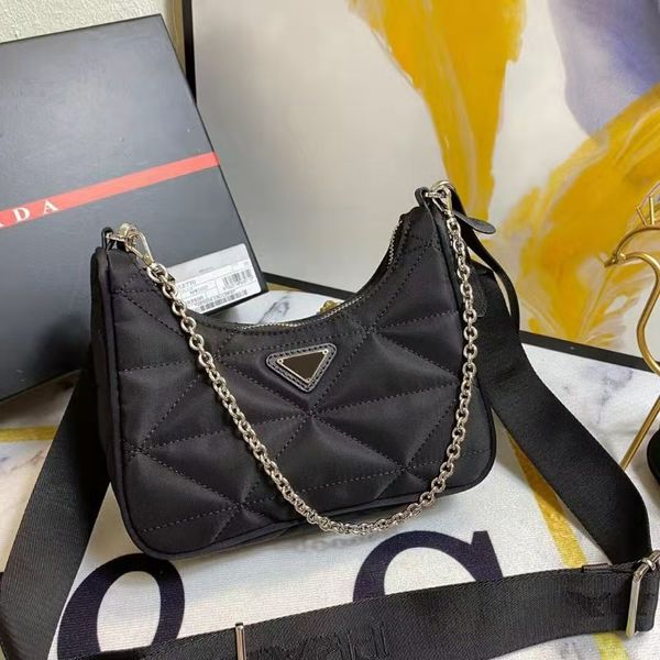 brand new 2020 presbyopia lock postman bag portable female bag handbag shoulder designer women bags wholesale
brand new 2020 presbyopia lock postman bag portable female bag handbag shoulder designer women bags wholesale
