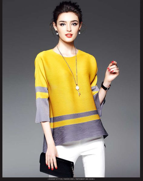 spring 2020 new simple fashion casual medium sleeve versatile t-shirt color matching loose women, Black;gray
spring 2020 new simple fashion casual medium sleeve versatile t-shirt color matching loose women, Black;gray