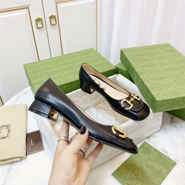 designer luxury casual shoes woman's leather ballet black flat shoes ace sneakers with original box
designer luxury casual shoes woman's leather ballet black flat shoes ace sneakers with original box