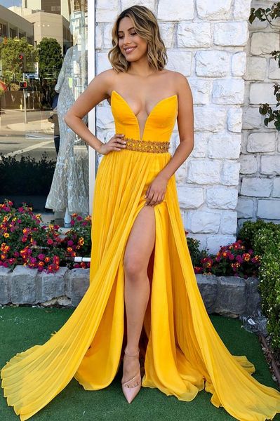 setwell v-neck a-line evening dresses sleeveless sequins beaded high split pleated chiffon floor length prom party gowns, Black;red
setwell v-neck a-line evening dresses sleeveless sequins beaded high split pleated chiffon floor length prom party gowns, Black;red