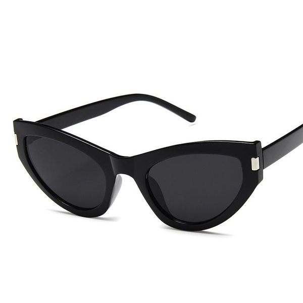 sunglasses trendy women's personality cat eye rice nail retro street pography vintage fashionable glasses, White;black
sunglasses trendy women's personality cat eye rice nail retro street pography vintage fashionable glasses, White;black