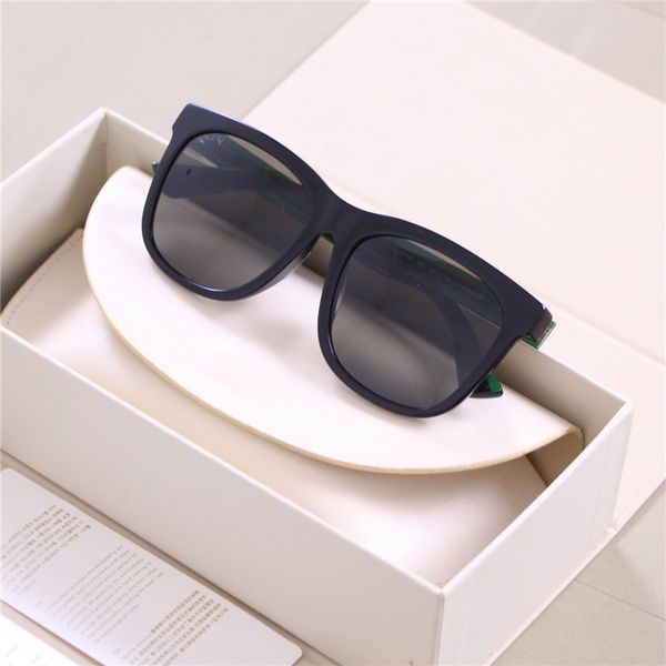 zhang xincheng xiong ziqi same style male fashion round big face wanghong street paichao brand sunglasses female personality, White;black
zhang xincheng xiong ziqi same style male fashion round big face wanghong street paichao brand sunglasses female personality, White;black