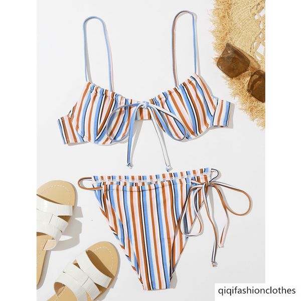 2021 single fashion stripe resort backless triangle bikini swimsuit woman, White;black
2021 single fashion stripe resort backless triangle bikini swimsuit woman, White;black