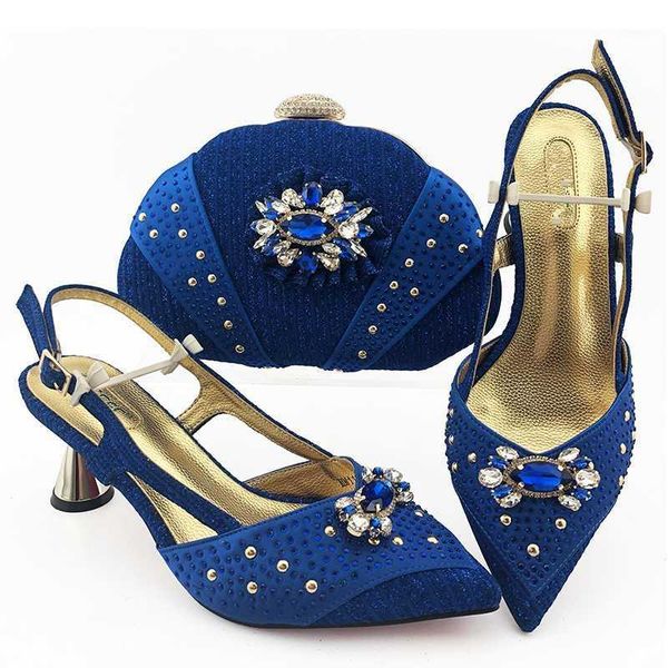 latest royal blue pointed toe shoes and evening handbag set with shinning stones for lady mm1107, heel height 7cm1, Black
latest royal blue pointed toe shoes and evening handbag set with shinning stones for lady mm1107, heel height 7cm1, Black