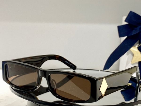 summer sunglasses for men women quise style anti-ultraviolet retro plate square frame fashion eyeglasses random box, White;black
summer sunglasses for men women quise style anti-ultraviolet retro plate square frame fashion eyeglasses random box, White;black