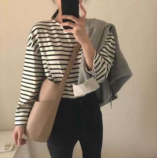 fashion pu leather womens bucket bag large capacity composite bag female casual shoulder vintage messenger
fashion pu leather womens bucket bag large capacity composite bag female casual shoulder vintage messenger