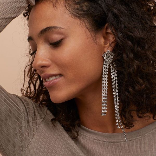 super flash diamond alloy series claw chain diamond tassel earrings female long european and american earrings, Silver
super flash diamond alloy series claw chain diamond tassel earrings female long european and american earrings, Silver