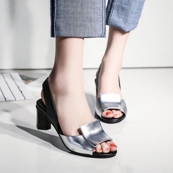 summer thick med heel sandals women fish mouth back strap genuine leather silver black casual shoes female 2021 new fashion
summer thick med heel sandals women fish mouth back strap genuine leather silver black casual shoes female 2021 new fashion