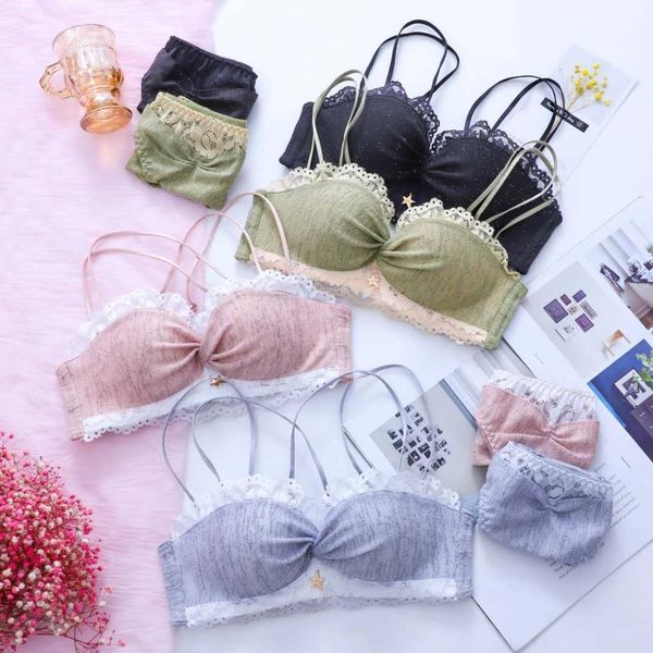 hantan girls lace bra set, detachable shoulder strap, two ways to wear underwear, lace stitching, shiny sweet bra and panty set c1211, Black;white
hantan girls lace bra set, detachable shoulder strap, two ways to wear underwear, lace stitching, shiny sweet bra and panty set c1211, Black;white