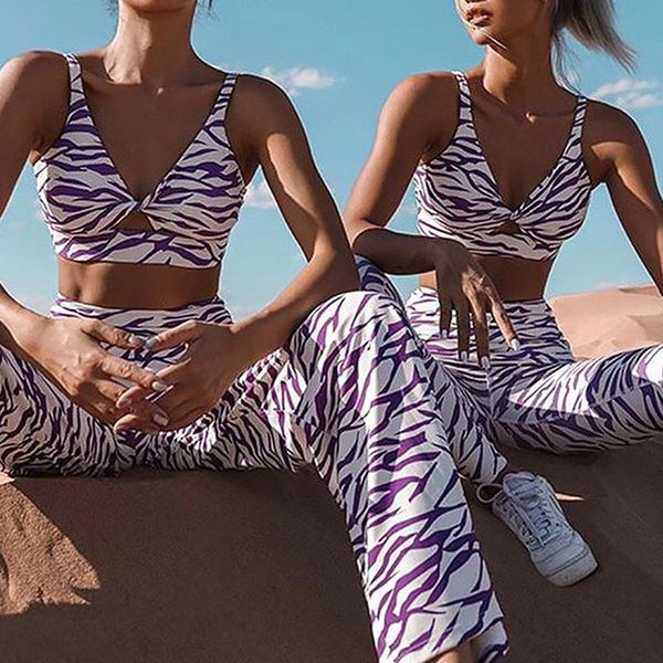 seamless women 2 piece set yoga striped print bra high waist legging sport set fitness tight jogging outfits workout gym clothes, White;red
seamless women 2 piece set yoga striped print bra high waist legging sport set fitness tight jogging outfits workout gym clothes, White;red