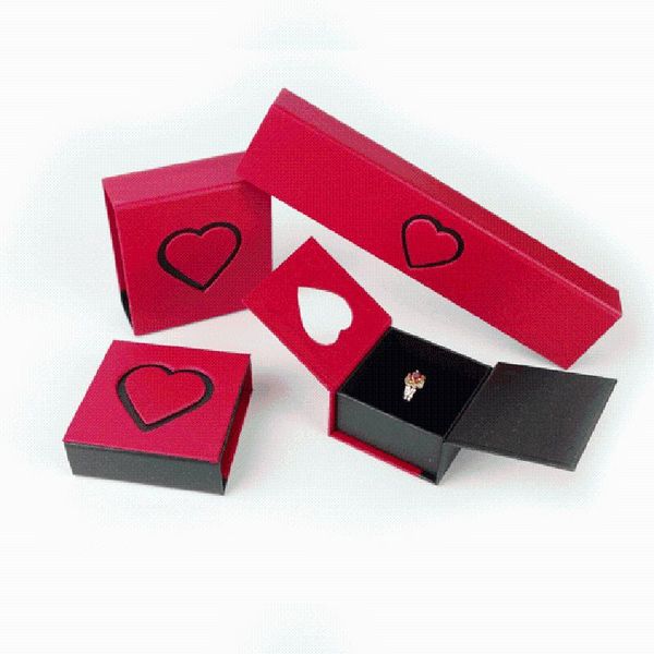 exquisite jewelry gift box organizer casket for wedding ring bangle bracelet pendant necklace decoration packaging box 2020 new
exquisite jewelry gift box organizer casket for wedding ring bangle bracelet pendant necklace decoration packaging box 2020 new