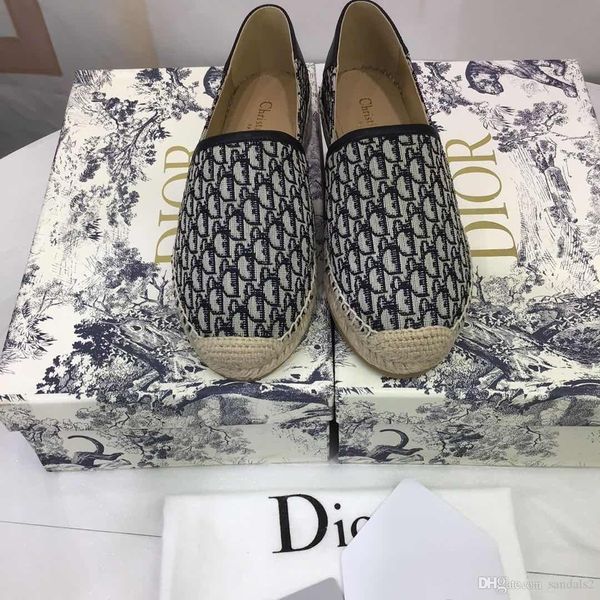 classic womens black cowhide flat shoes brown single shoes the bottom of the straw fishermans shoes with box size 35-41
classic womens black cowhide flat shoes brown single shoes the bottom of the straw fishermans shoes with box size 35-41
