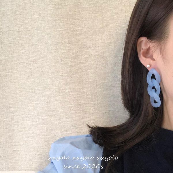stud three-color chain water jelly frozen all-match earrings 2021 ins female fashion korean, Golden;silver
stud three-color chain water jelly frozen all-match earrings 2021 ins female fashion korean, Golden;silver