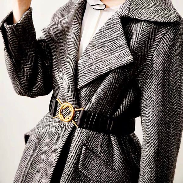 new golden round horseshoe buckle girl wax rope leather belt fashion sweater long shirt accessories belt women, Black;brown
new golden round horseshoe buckle girl wax rope leather belt fashion sweater long shirt accessories belt women, Black;brown