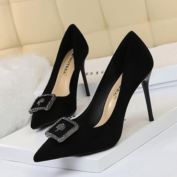 dress shoes 2021 italian shoe and bag set for party in women bow high heels elegant luxury ladies black red
dress shoes 2021 italian shoe and bag set for party in women bow high heels elegant luxury ladies black red