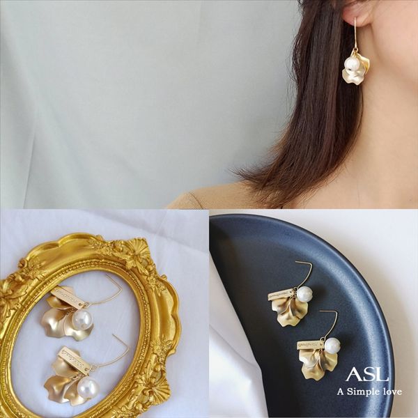 wwmv factory fashion jewelry women crystal vintage statement women earrings cz drop earring for stud jewelry new, Golden
wwmv factory fashion jewelry women crystal vintage statement women earrings cz drop earring for stud jewelry new, Golden