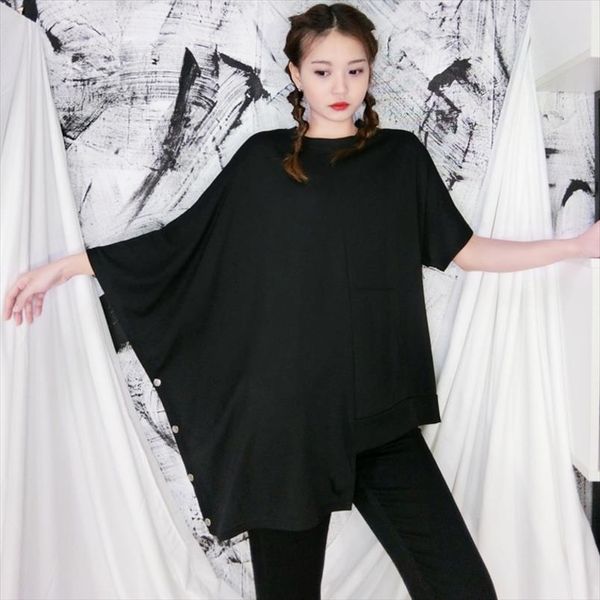 2020 new summer fashion women clothes round neck batwing sleeves asymmetrical single breasted pullover loose t shirt, White
2020 new summer fashion women clothes round neck batwing sleeves asymmetrical single breasted pullover loose t shirt, White