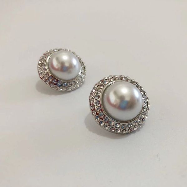 hyuna same style european and american retro socialite style hepburn pearl rhinestone fashion personality hipster street sstud earrings, Golden
hyuna same style european and american retro socialite style hepburn pearl rhinestone fashion personality hipster street sstud earrings, Golden