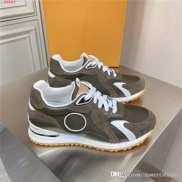men classic sportswear shoes, matching color fashion sports leather mesh high and thick soles sportswear shoes original packaging, Black
men classic sportswear shoes, matching color fashion sports leather mesh high and thick soles sportswear shoes original packaging, Black
