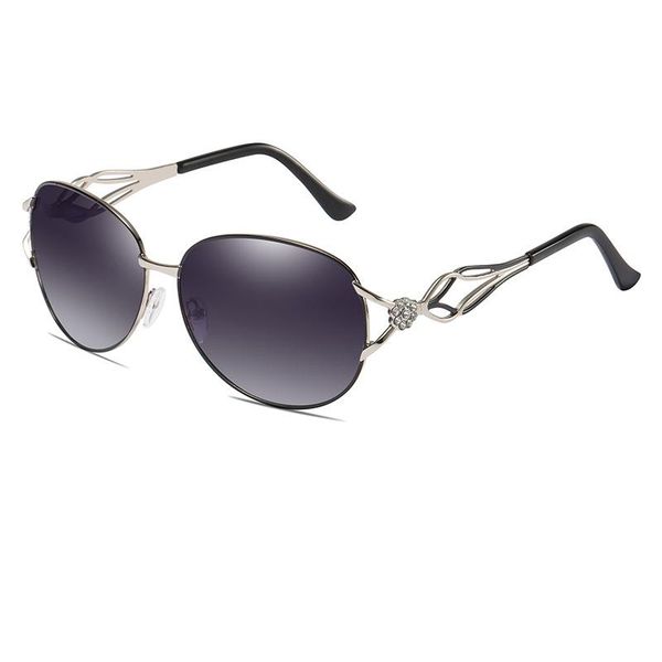 sunglasses classic metal frame women design polarized sun glasses for lady oculos feminino, White;black
sunglasses classic metal frame women design polarized sun glasses for lady oculos feminino, White;black