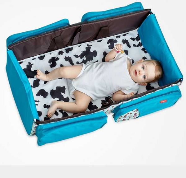 baby cribs imsonite's multi-functional folding crib with mosquito net has a large cross-body mother bag for mother-baby outing
baby cribs imsonite's multi-functional folding crib with mosquito net has a large cross-body mother bag for mother-baby outing