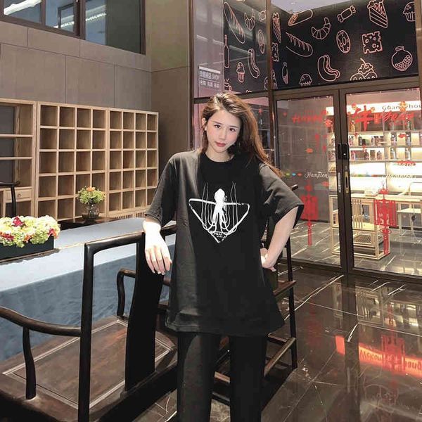 pure yuan version designer 2022 spring summer new couple fireworks ocs triangle print short sleeve t-shirt men's and women's top, White
pure yuan version designer 2022 spring summer new couple fireworks ocs triangle print short sleeve t-shirt men's and women's top, White