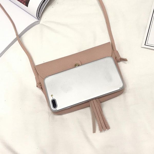 женщины 2020 новая мода сумка винтажная сумочка малый мини messenger pu кожа preppy стиль кисточкой сумки на плечо a3
женщины 2020 новая мода сумка винтажная сумочка малый мини messenger pu кожа preppy стиль кисточкой сумки на плечо a3