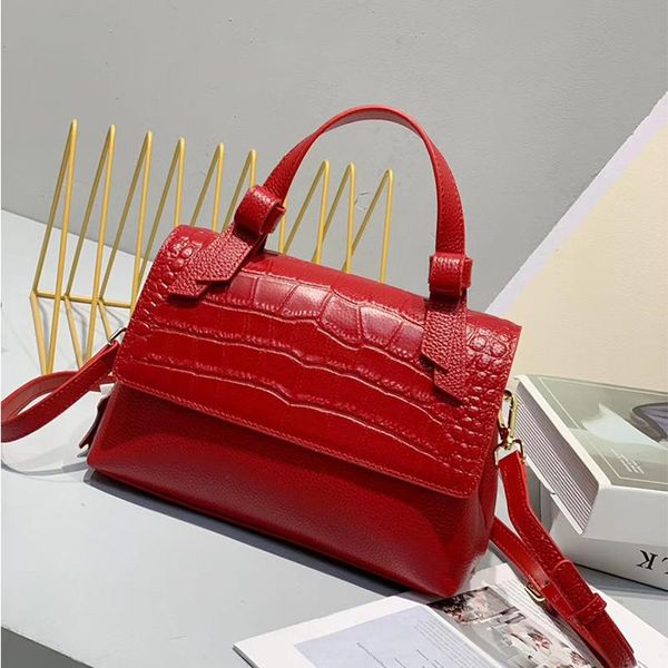 cross body 2021 women's handbag soft genuine leather fashion lady tote shoulder bags black small crossbody for female
cross body 2021 women's handbag soft genuine leather fashion lady tote shoulder bags black small crossbody for female