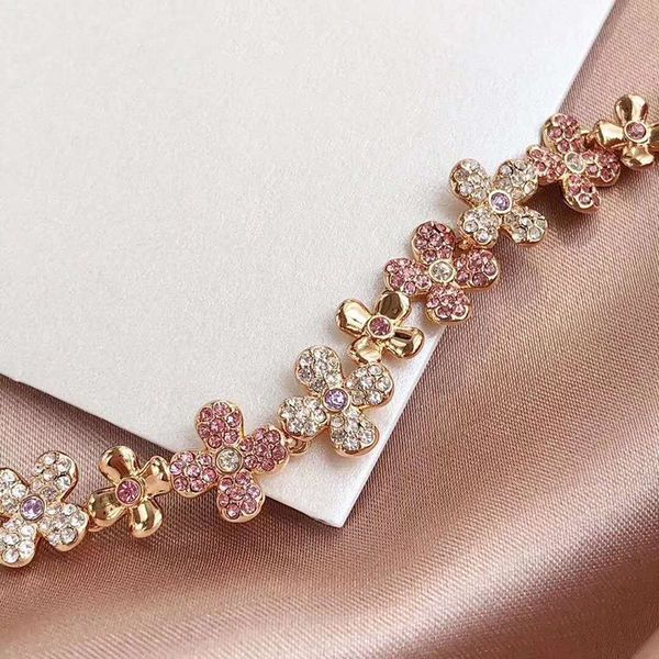new shijia rose gold flower ornamental bracelet bracelet womens all-match fashionable jewelry jewelry wechat fashion design, Black
new shijia rose gold flower ornamental bracelet bracelet womens all-match fashionable jewelry jewelry wechat fashion design, Black