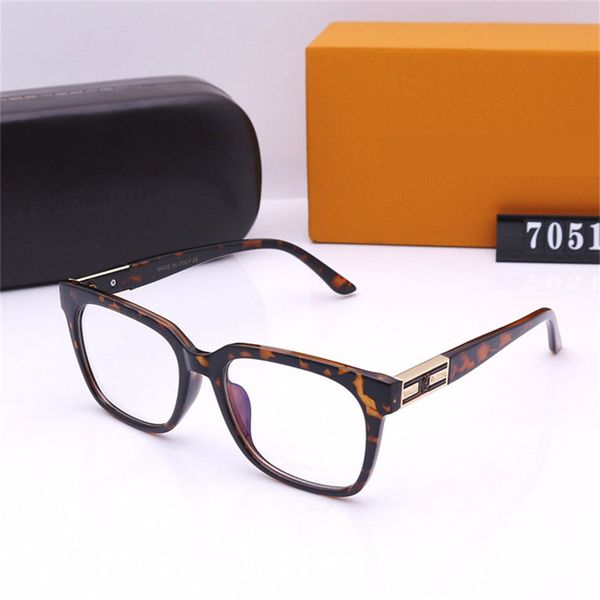 luxury sunglasses men women fashion brand eyewear designer paris style full frame optical hd goggles sunglasses with box, White;black
luxury sunglasses men women fashion brand eyewear designer paris style full frame optical hd goggles sunglasses with box, White;black