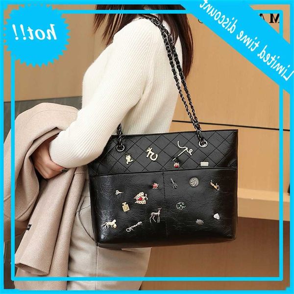 maidudu women's 2020 new fashion 30 gu jia large capacity tote single shoulder chain bag
maidudu women's 2020 new fashion 30 gu jia large capacity tote single shoulder chain bag