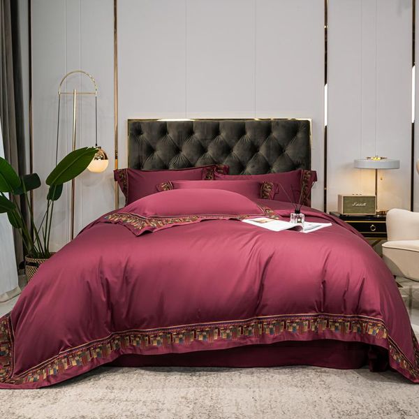 1000tc egyptian cotton bedding sets king size gray red duvet cover with filling bed sheets/elastic band fitted sheet linen
1000tc egyptian cotton bedding sets king size gray red duvet cover with filling bed sheets/elastic band fitted sheet linen