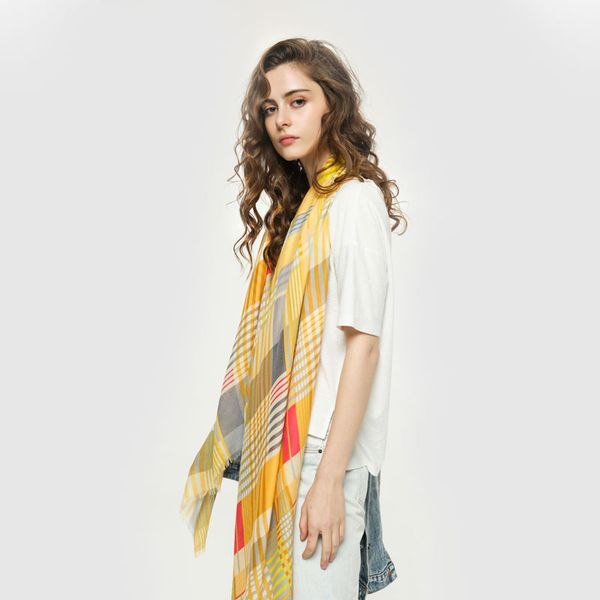 color plaid print scarf brand designer scarf ladies long scarf shawl wrapped 180x90cm high-end ladies shawl to send the box, Blue;gray
color plaid print scarf brand designer scarf ladies long scarf shawl wrapped 180x90cm high-end ladies shawl to send the box, Blue;gray