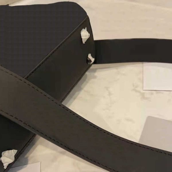 3a brand 17cm and 20cm designer luxury belt box lady shoulder bag leather houndstooth fabric crossbodybag saddle handbag high quality
3a brand 17cm and 20cm designer luxury belt box lady shoulder bag leather houndstooth fabric crossbodybag saddle handbag high quality