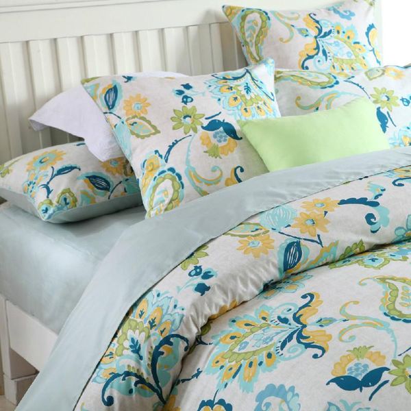 bedding sets bedroom four-piece bed linen set winter thick pure cotton warm satin duvet cover fashion simple family el
bedding sets bedroom four-piece bed linen set winter thick pure cotton warm satin duvet cover fashion simple family el