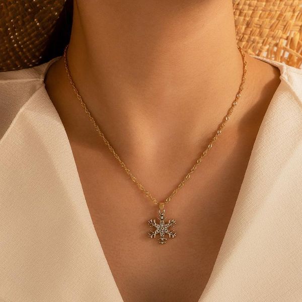 brling new 2020 fashion ins vintage chain pendant choker crystal snowflake necklace for women girls gifts party, Golden;silver
brling new 2020 fashion ins vintage chain pendant choker crystal snowflake necklace for women girls gifts party, Golden;silver