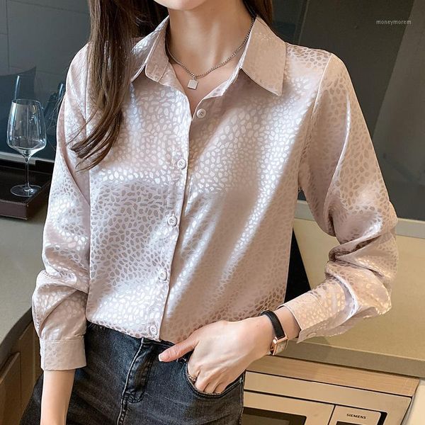women's blouses & shirts 2021 spring chiffon shirt female design sense niche loose satin western style temperament, White
women's blouses & shirts 2021 spring chiffon shirt female design sense niche loose satin western style temperament, White