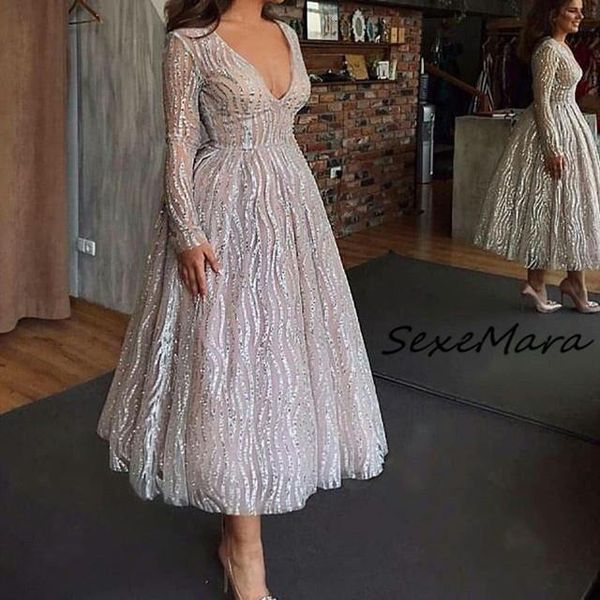 new arrival autumn v-neck long sleeve dress women elegant party night a-line maxi dress drop shipping, Black;gray
new arrival autumn v-neck long sleeve dress women elegant party night a-line maxi dress drop shipping, Black;gray