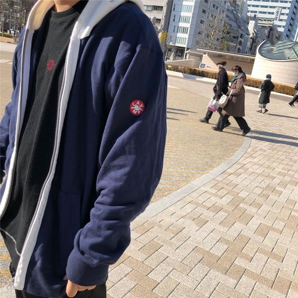 cav empt c.e 20fw hooded sweater medium treasure blue track robe ce men's and women's trend jacket, Black
cav empt c.e 20fw hooded sweater medium treasure blue track robe ce men's and women's trend jacket, Black