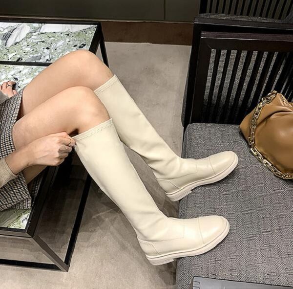 new arrival designer boot for women knee boots leather triple black white fashion girl outdoor shoes size 35-40
new arrival designer boot for women knee boots leather triple black white fashion girl outdoor shoes size 35-40