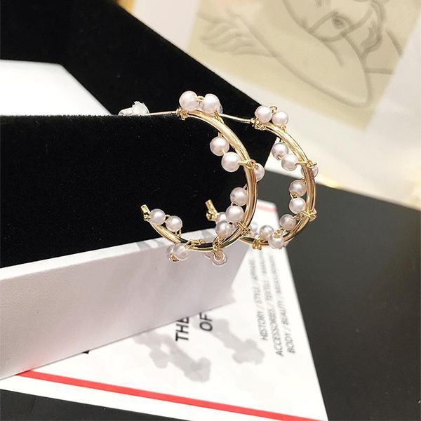 2020 korean fashion jewelry elegant hand wrapped pearl earrings c gold metallic small hoop earrings for momen gift, Golden;silver
2020 korean fashion jewelry elegant hand wrapped pearl earrings c gold metallic small hoop earrings for momen gift, Golden;silver