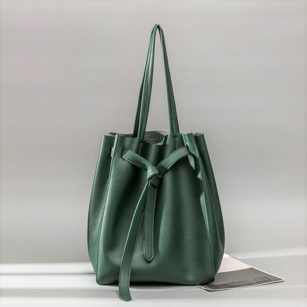 quality leather large capacity shoulder bag in bucket for women girls fashion hand bags beautiful design new arrival black green c0121
quality leather large capacity shoulder bag in bucket for women girls fashion hand bags beautiful design new arrival black green c0121