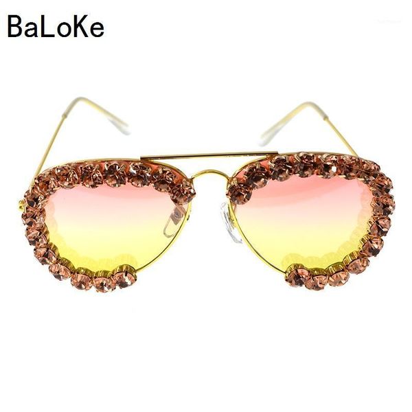 baroque women colorful big crystals rhinestones sunglasses classical brand pink sunglasses girdle decoration1, White;black
baroque women colorful big crystals rhinestones sunglasses classical brand pink sunglasses girdle decoration1, White;black