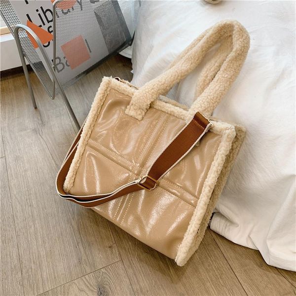 fashion lambwool large capacity totes designer handbags luxury faux fur leather patchwork shoulder crossbody bag big purses
fashion lambwool large capacity totes designer handbags luxury faux fur leather patchwork shoulder crossbody bag big purses