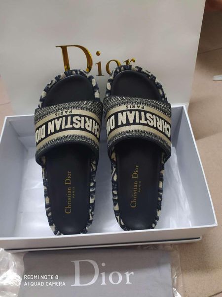 designer slippers new r luxury slides men's summer rubber sandals beach slide fashion wear slippers indoor shoe size 35-45, designer de, Black
designer slippers new r luxury slides men's summer rubber sandals beach slide fashion wear slippers indoor shoe size 35-45, designer de, Black