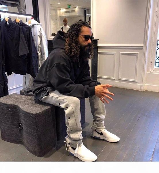 2020 autumn winter usa fear of god graffiti collaboration basketball buckle trousers casual fog sweatpants men women jogger pants, Black
2020 autumn winter usa fear of god graffiti collaboration basketball buckle trousers casual fog sweatpants men women jogger pants, Black